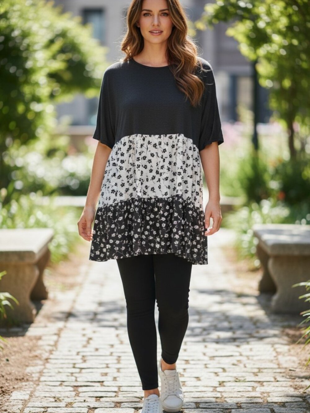 Celeste Size 3XL Black/White Rayon Flowy Oversized Blouse Short Sleeve